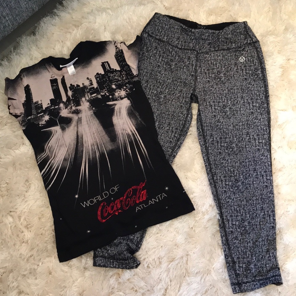 Bundle yoga pant and a black shirt